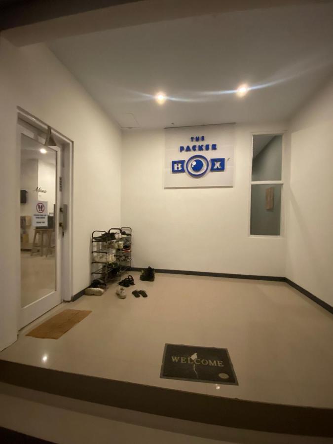 Batununggul The Packerbox Hostel מראה חיצוני תמונה