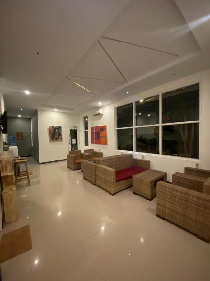 Batununggul The Packerbox Hostel מראה חיצוני תמונה